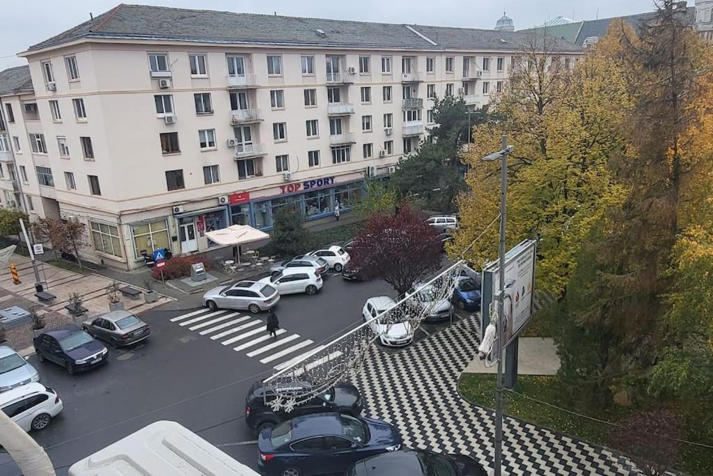 Garsoniera Centru Vechi English Park Craiova Exterior photo